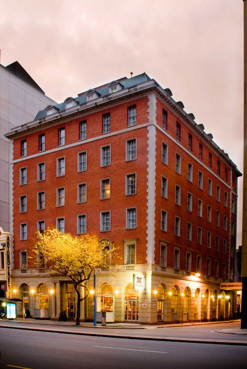 Hotel Grand Chancellor On Currie - Accommodation Newcastle 0