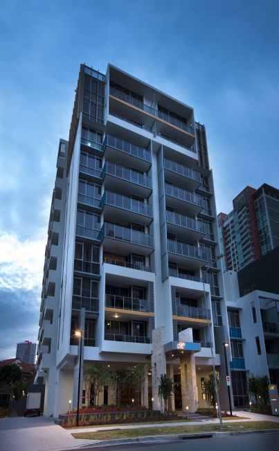 Meriton Suites Southport - Accommodation Newcastle 0