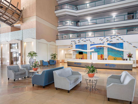 Mantra Crown Towers Surfers Paradise - Accommodation Newcastle 1