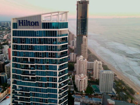 Hilton Surfers Paradise Hotel - Accommodation Newcastle 1