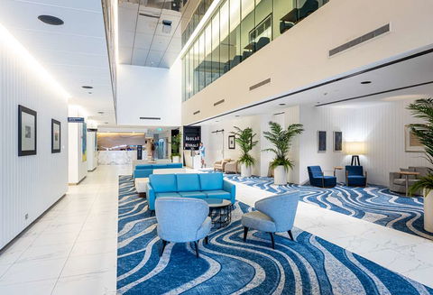 Hilton Surfers Paradise Hotel - Accommodation Newcastle 2