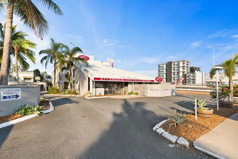 Rockhampton Riverside Central Hotel - Accommodation Newcastle 0