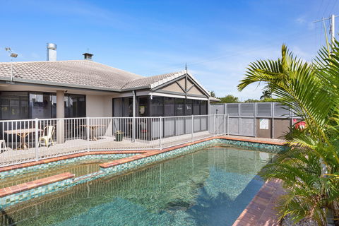 The Stirling Hotel Rockhampton - Accommodation Newcastle 1