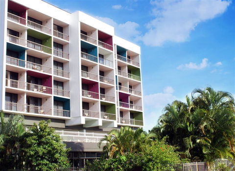 Cairns Plaza Hotel - Accommodation Newcastle 0