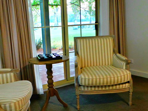 Parklands Resort & Conference Ctr - Accommodation Newcastle 2