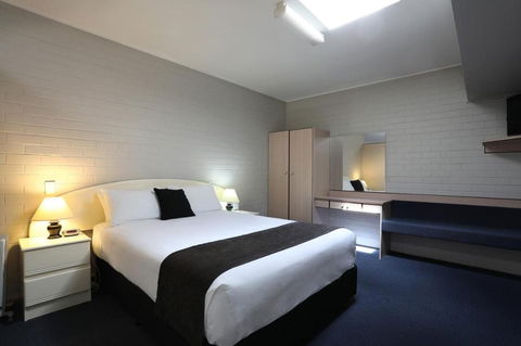 Redhill Tamworth Motor Inn - Accommodation Newcastle 1