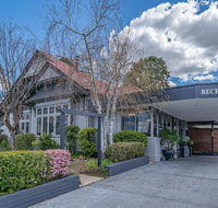 Cotswold Gardens - Accommodation Newcastle