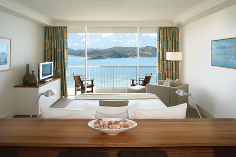 Reef View Hotel - Accommodation Newcastle 1