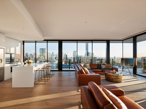 The Johnson - Art Series - Accommodation Newcastle 13