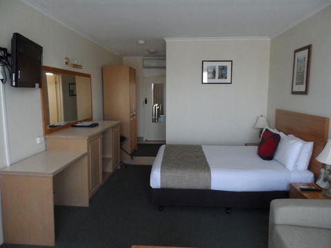 Admiralty Inn - Accommodation Newcastle 7