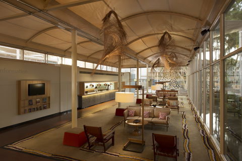 Sails In The Desert Hotel - Accommodation Newcastle 4