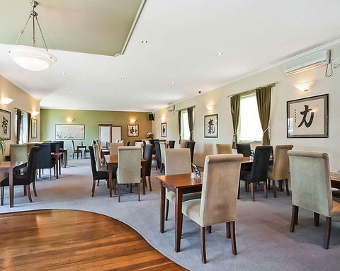 Quality Inn & Suites Menzies - Accommodation Newcastle 10