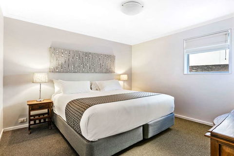 Quality Inn & Suites Menzies - Accommodation Newcastle 13