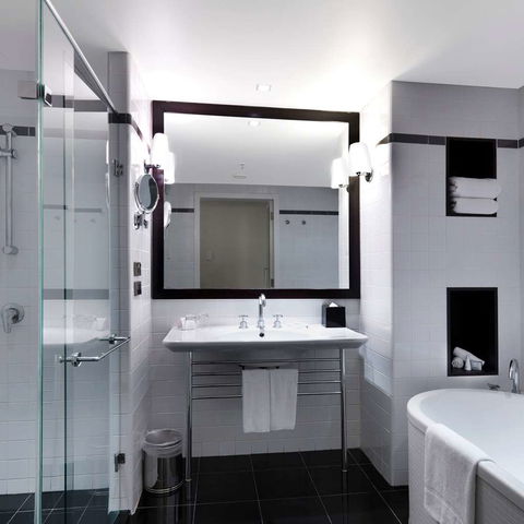 Amora Hotel Jamison Sydney - Accommodation Newcastle 15