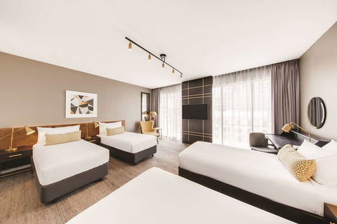 Vibe Hotel Sydney - Accommodation Newcastle 8