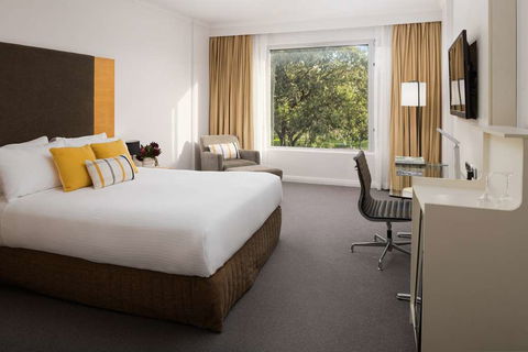 Rydges Bankstown - Accommodation Newcastle 2