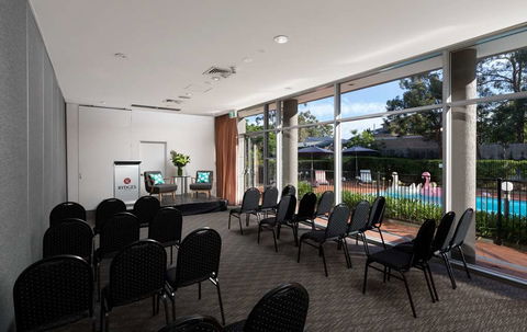Rydges Bankstown - Accommodation Newcastle 9