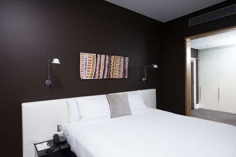 Peppers Gallery Hotel, Canberra - Accommodation Newcastle 7