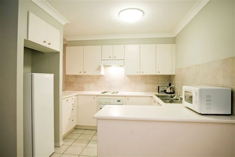 Pinnacle Apartments - Accommodation Newcastle 3