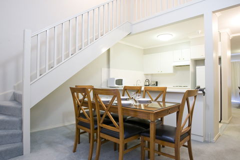Pinnacle Apartments - Accommodation Newcastle 5