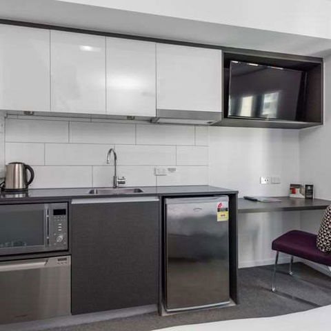 H On Mitchell Apartment Hotel - Accommodation Newcastle 1