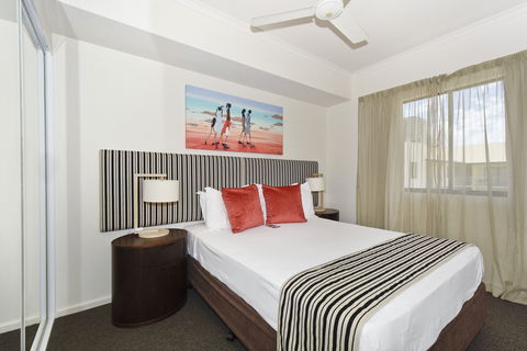 Metro Advance Apartments & Hotel - Accommodation Newcastle 3