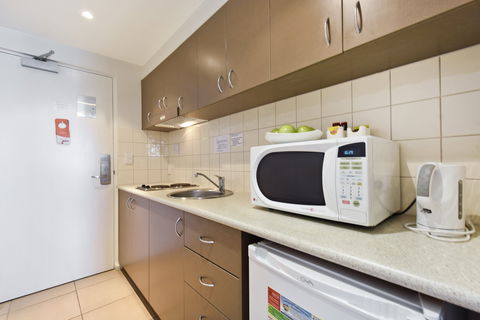 Metro Advance Apartments & Hotel - Accommodation Newcastle 6