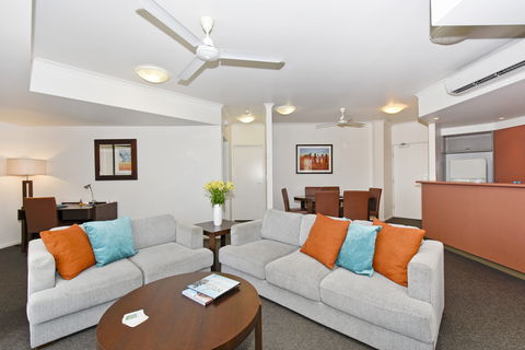 Metro Advance Apartments & Hotel - Accommodation Newcastle 8