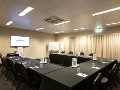 Novotel Darwin Airport Hotel - Accommodation Newcastle 8