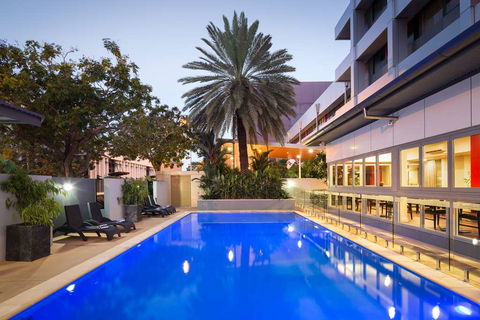 H On Smith Hotel - Accommodation Newcastle 8
