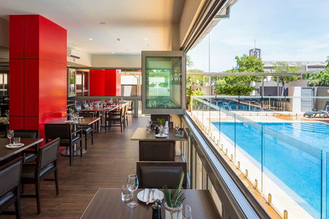 H On Smith Hotel - Accommodation Newcastle 12