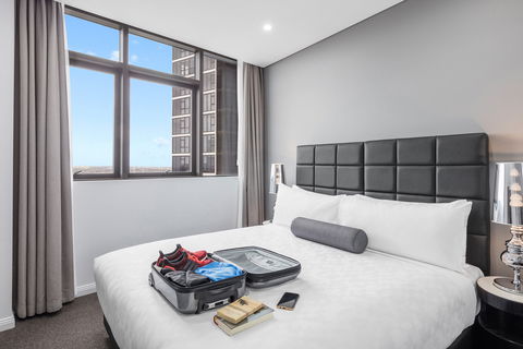 Meriton Suites Church Street, Parramatta - Accommodation Newcastle 9
