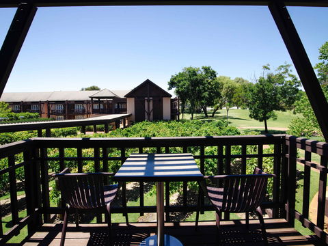Novotel Swan Valley Vines Resort Hotel - Accommodation Newcastle 0