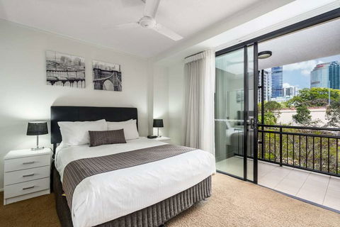 The Docks On Goodwin - Accommodation Newcastle 1