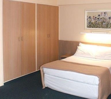Metropolitan Motor Inn - Accommodation Newcastle 0