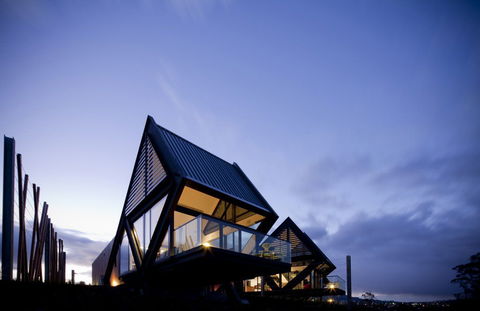 Mona Pavilions - Accommodation Newcastle 0