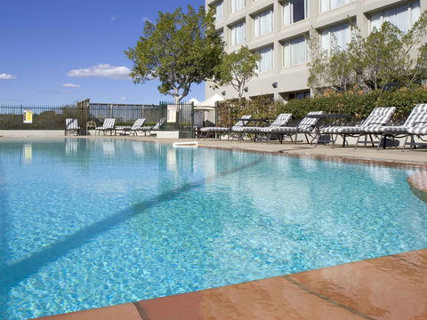 Mercure Hotel Parramatta - Accommodation Newcastle 2