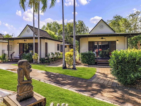 Mercure Darwin Airport Resort - Accommodation Newcastle 2