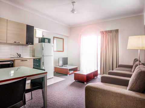 Novotel Darwin Airport Hotel - Accommodation Newcastle 2