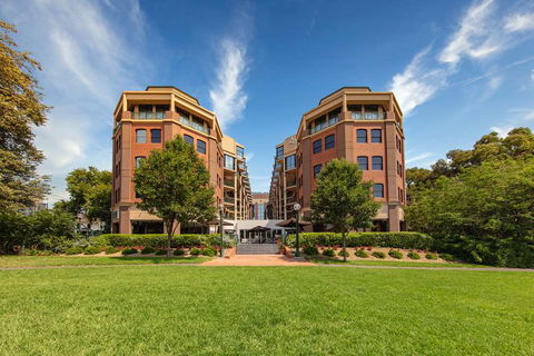 Amora Hotel Riverwalk Melbourne - Accommodation Newcastle 0