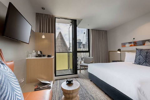 Brady Hotel Central Melbourne - Accommodation Newcastle 2