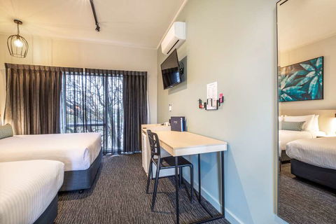 Nightcap At Excelsior Hotel - Accommodation Newcastle 1
