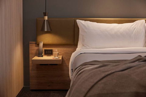 Rydges Melbourne - Accommodation Newcastle 2