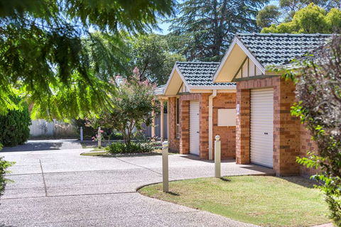 Best Western Ambassador Inn - Accommodation Newcastle 1