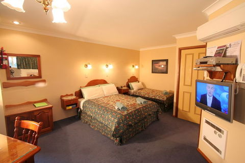 Swansea Cottages - Accommodation Newcastle 2