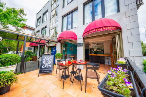 Comfort Hotel East Melbourne - Accommodation Newcastle 0