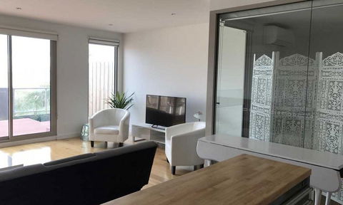 Beachside Apartments - Accommodation Newcastle 1