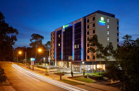 Holiday Inn Express Sydney Macquarie Pk - Accommodation Newcastle 0