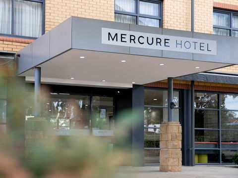 Mercure Sydney Blacktown - Accommodation Newcastle 1