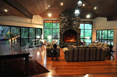 Escarpment Retreat - Accommodation Newcastle 1
